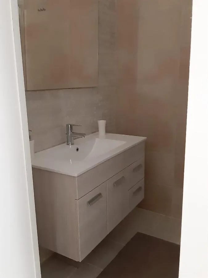 Pietra Bianca Appartment Bari Apartmán