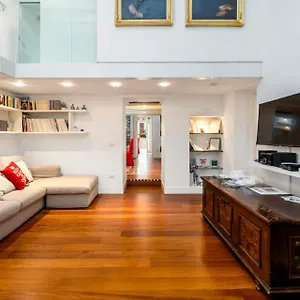 Riccardo Luxury Apartment